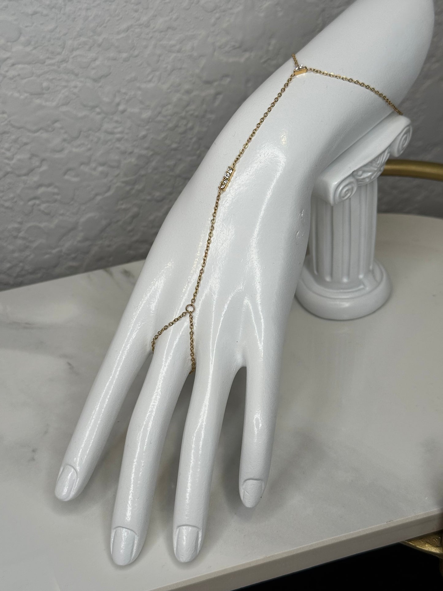 Zara Hand Chain