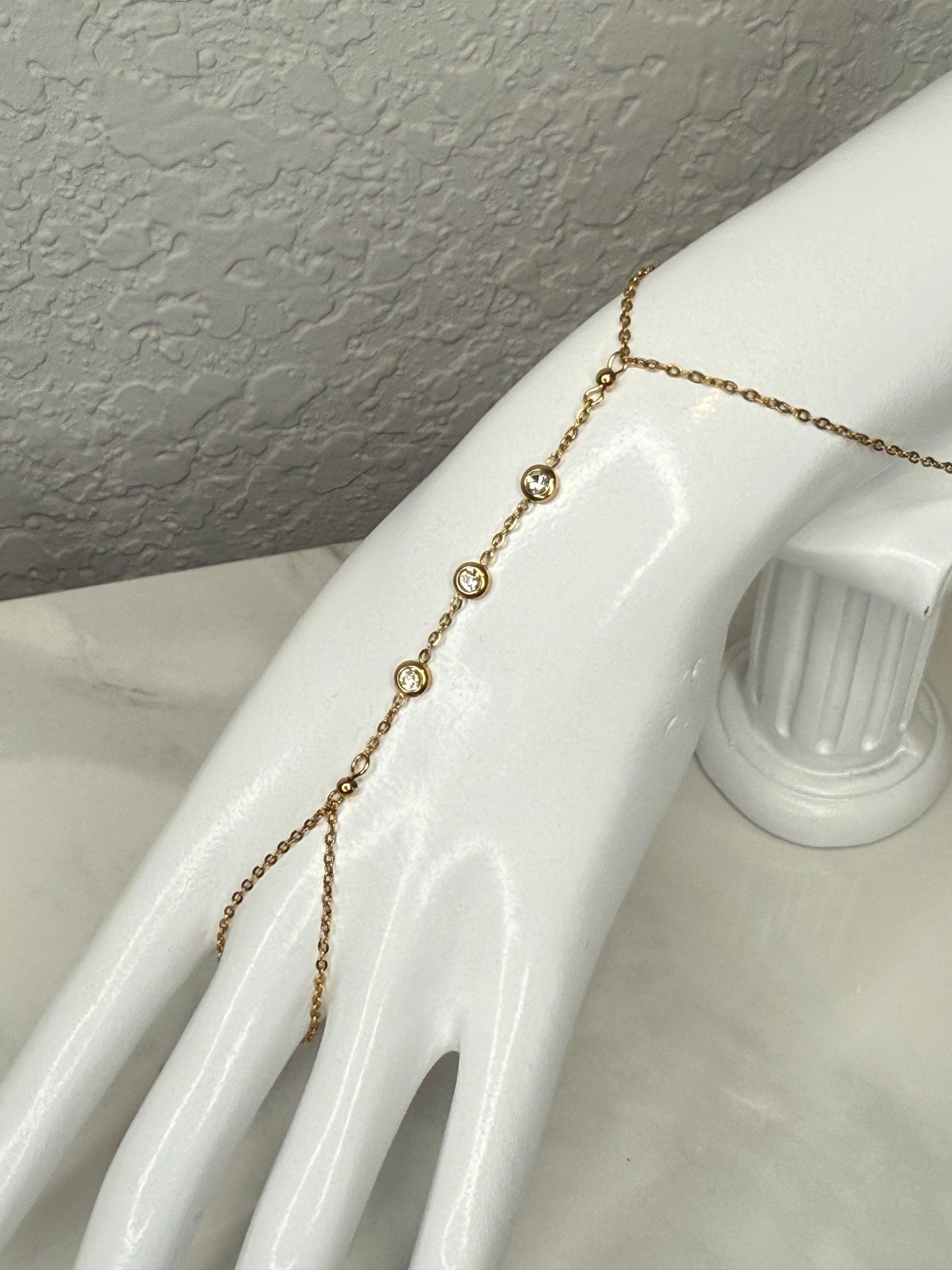 Helen Hand Chain
